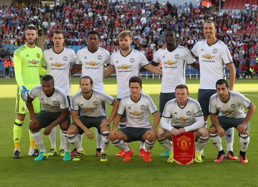 后防球员达 后防球员达